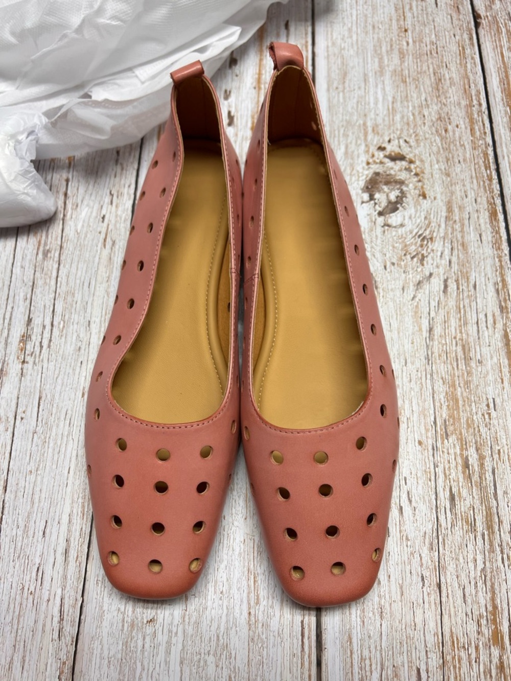 Women's Perforated Ballet Leather Flats in Dusty Rose